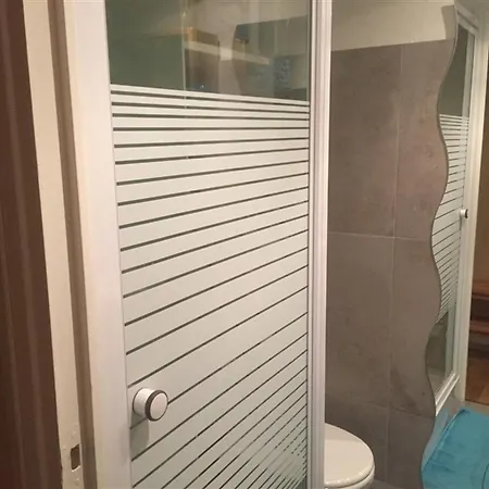 F3 Au 2eme Etage, Wifi, Animaux Acceptes, 4 Couchages Appartement Le Mont-Dore